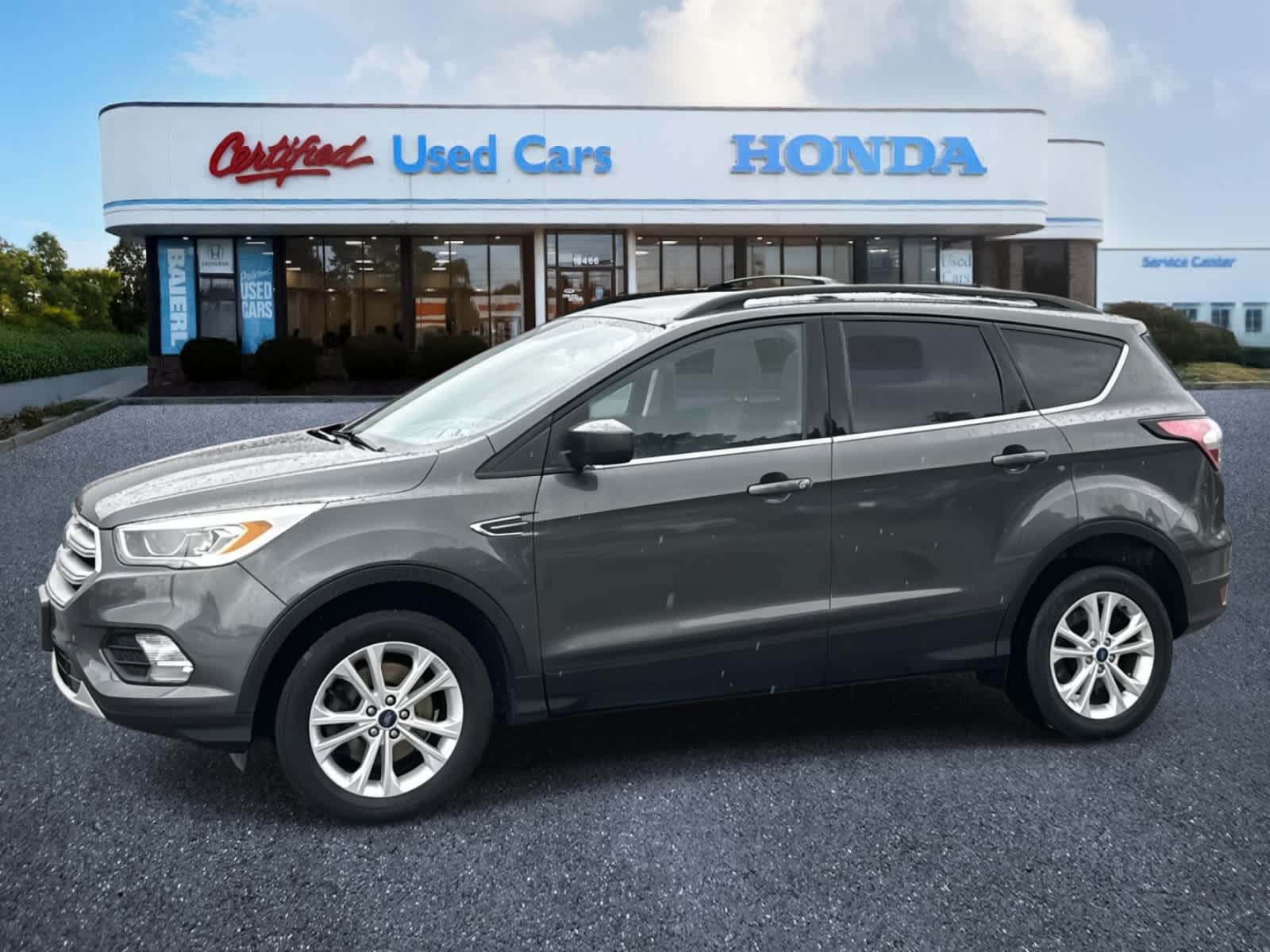 2017 Ford Escape SE 2