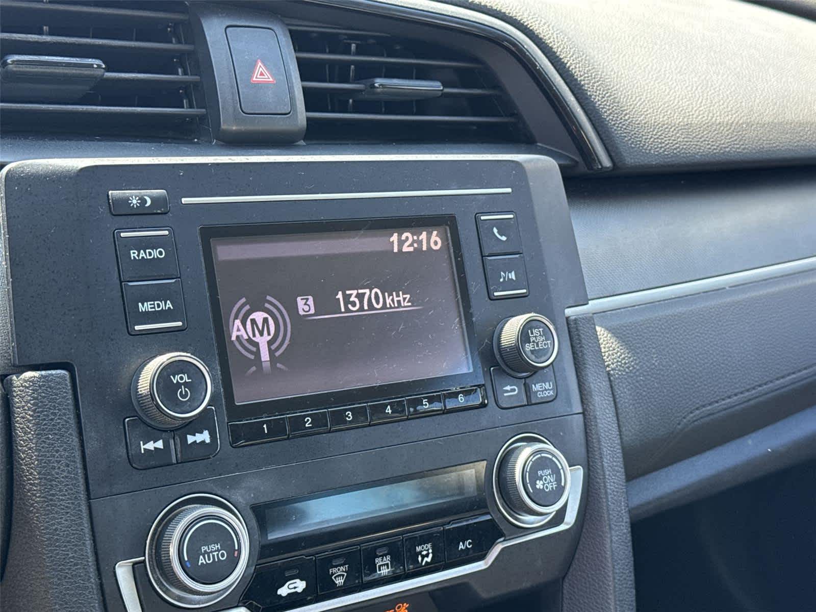 Thumbnail: 2016 Honda Civic - 23