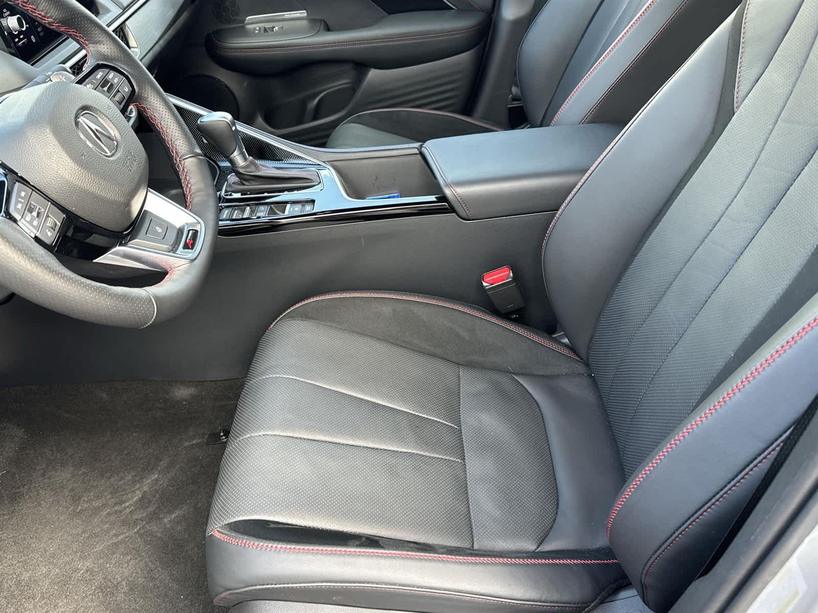 Thumbnail: 2025 Acura ADX - 12