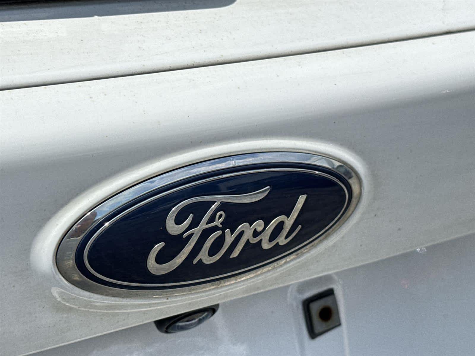 Thumbnail: 2017 Ford Escape - 10