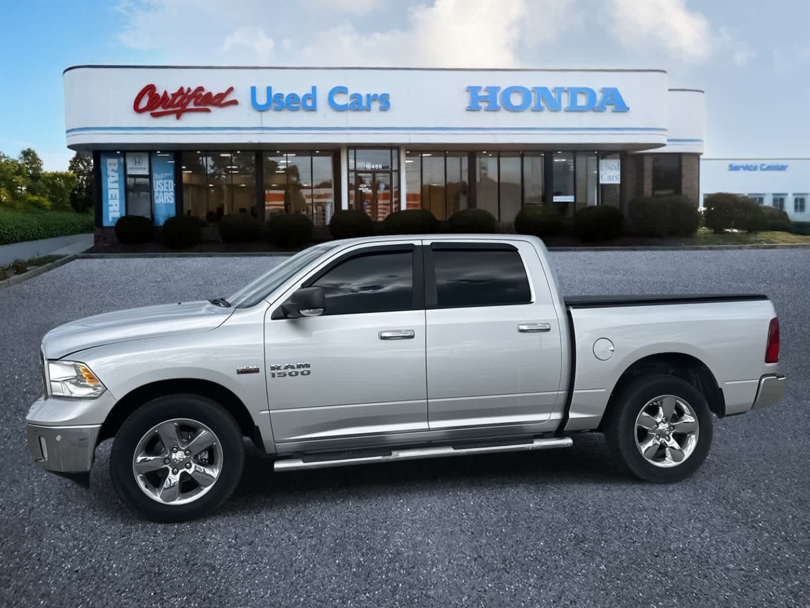 2016 Ram 1500 Big Horn photo 3