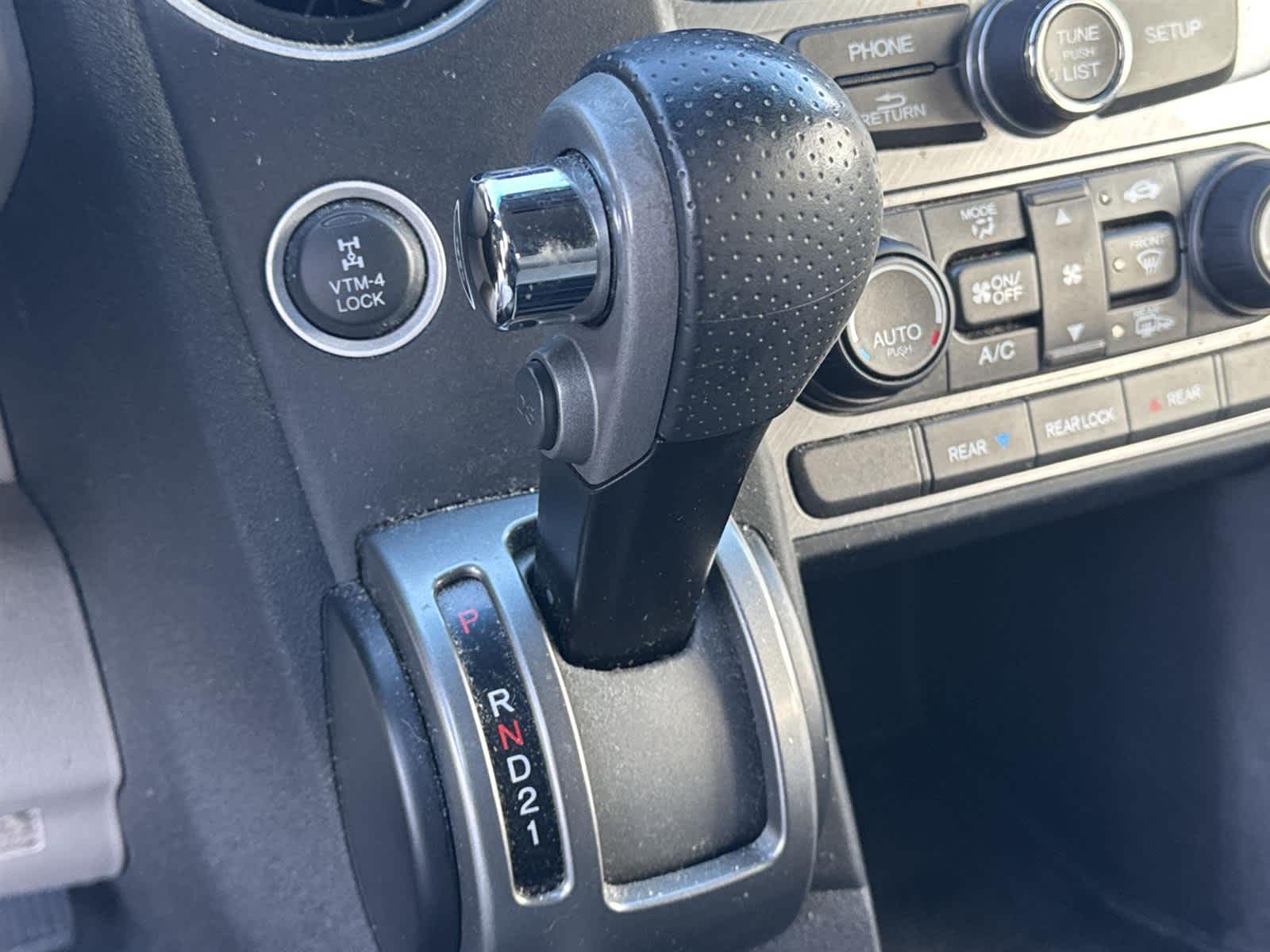 Thumbnail: 2012 Honda Pilot - 25