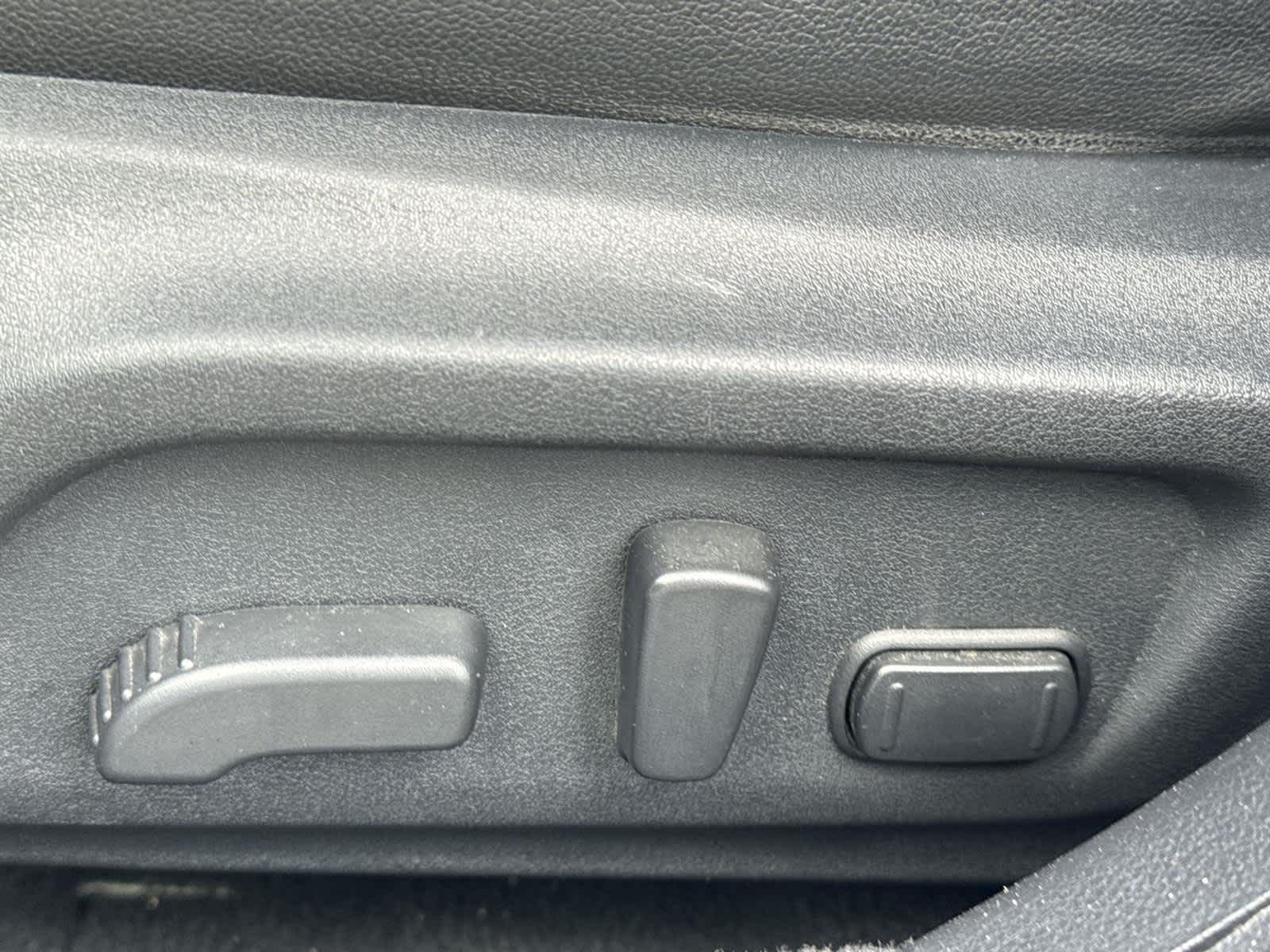 Thumbnail: 2016 Subaru Outback - 14