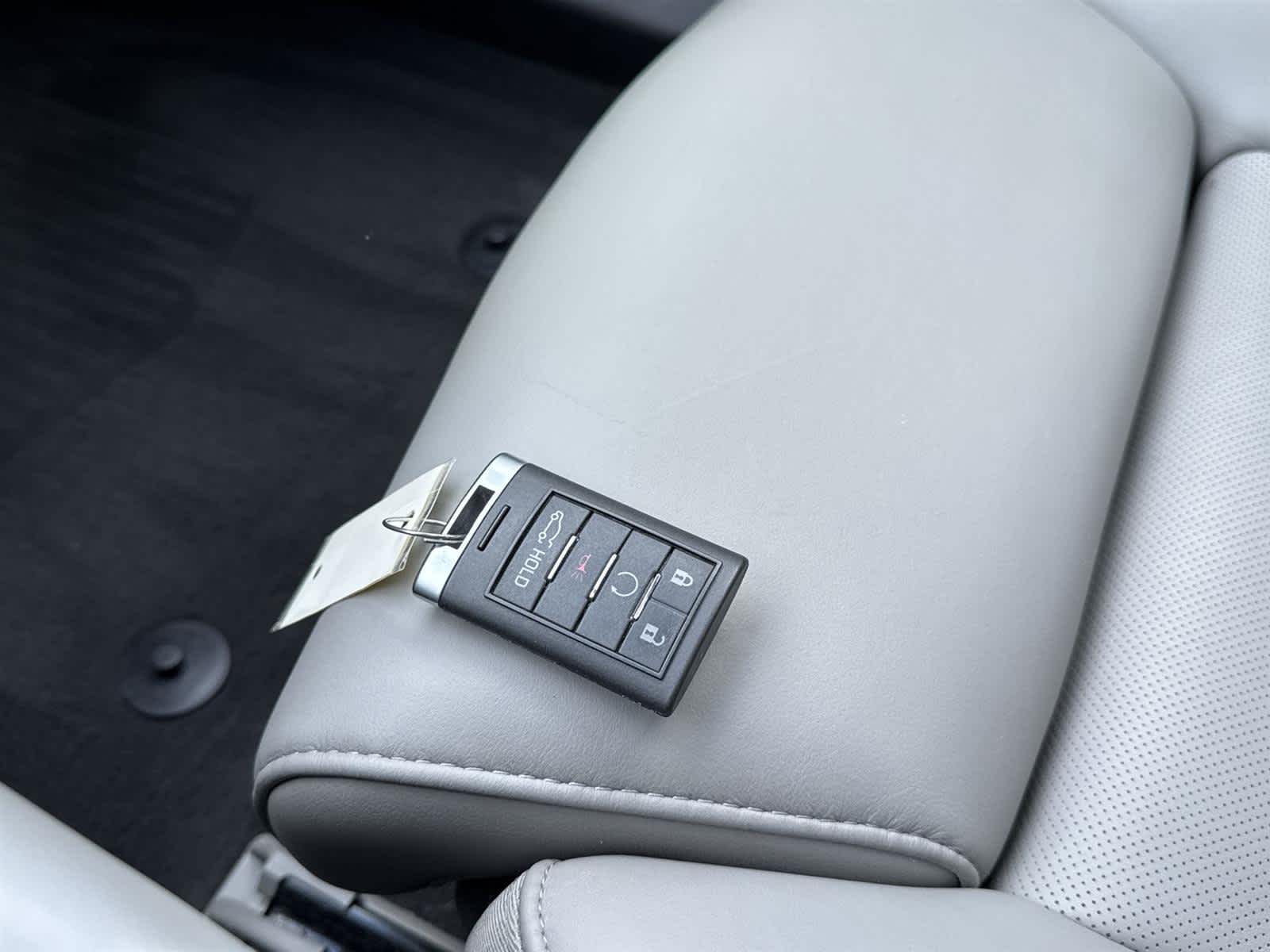 2014 Cadillac XTS Luxury 31