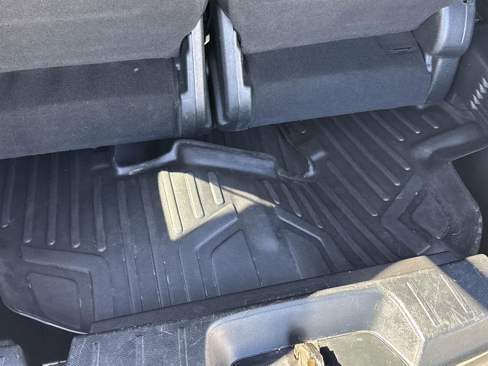 Thumbnail: 2019 Ford Explorer - 15