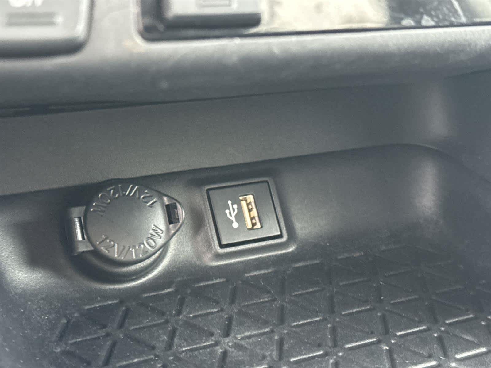 Thumbnail: 2024 Toyota RAV4 - 29