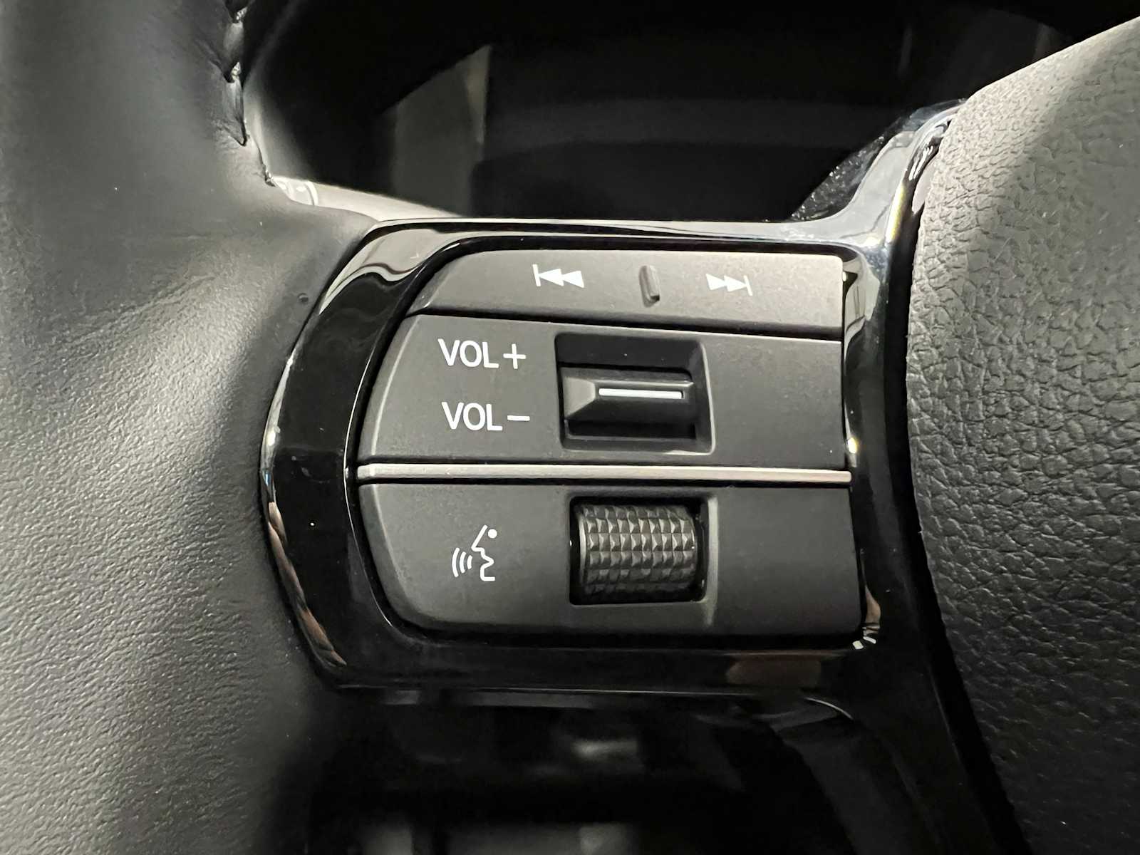 2025 Honda Accord Touring 21