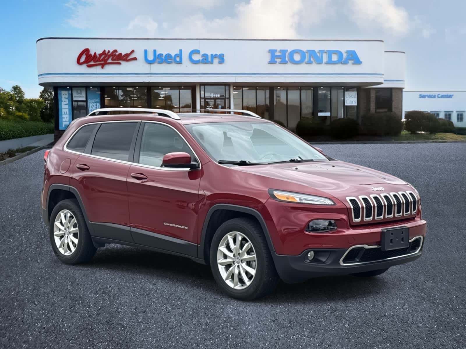 Thumbnail: 2017 Jeep Cherokee - 7