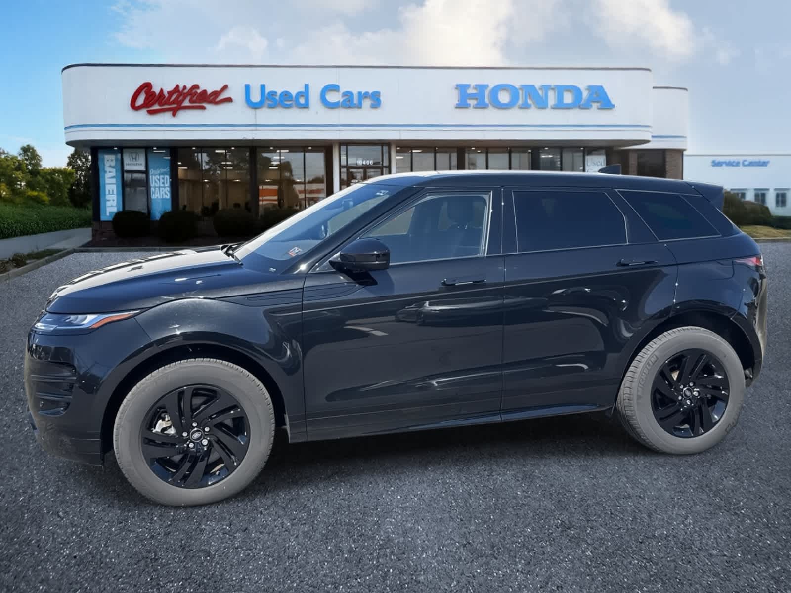 2023 Land Rover Range Rover Evoque R-Dynamic S 2