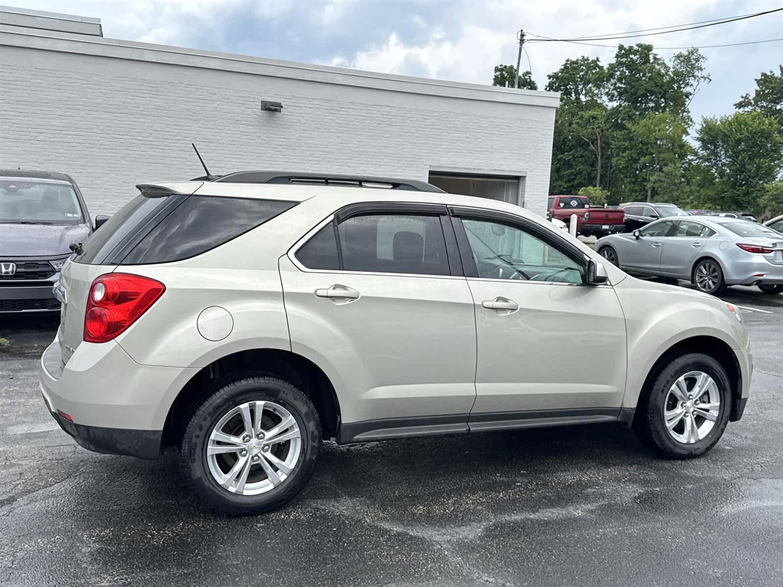 Thumbnail: 2014 Chevrolet Equinox - 6