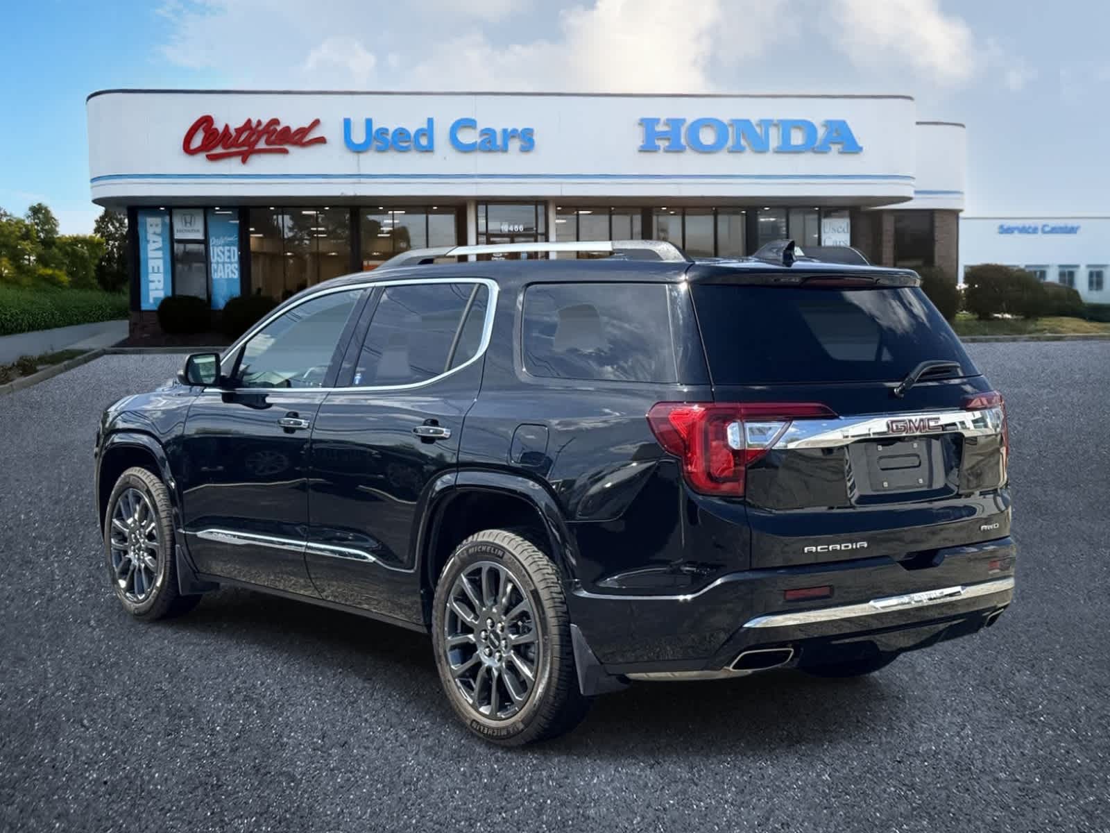 Thumbnail: 2023 GMC Acadia - 3