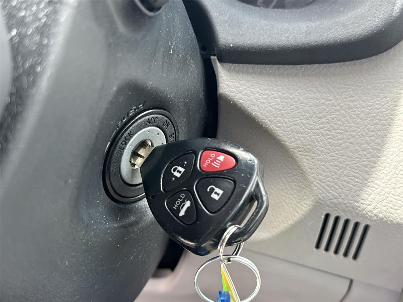 Thumbnail: 2011 Toyota Corolla - 26