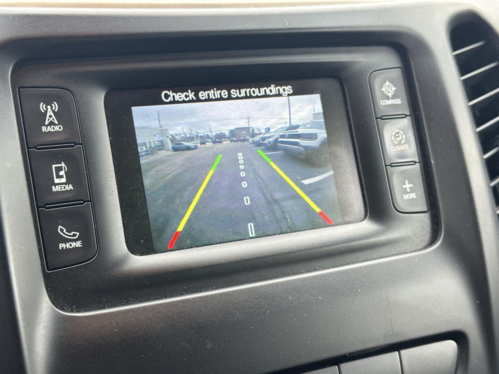 Thumbnail: 2014 Jeep Cherokee - 23