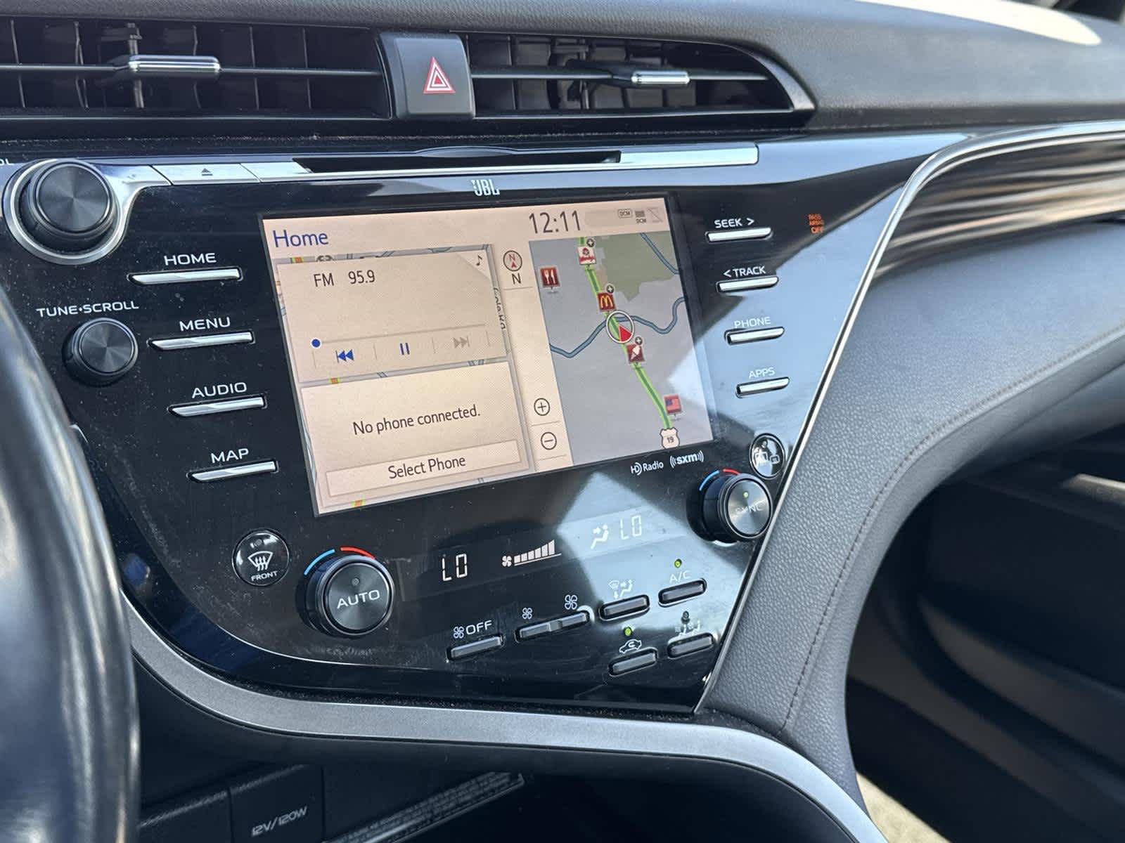 Thumbnail: 2020 Toyota Camry - 24