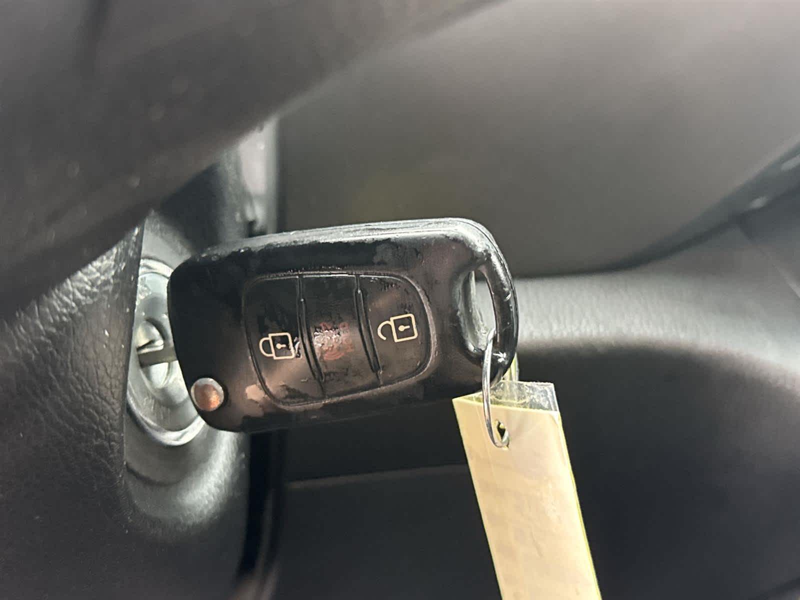 Thumbnail: 2012 Kia Sportage - 26