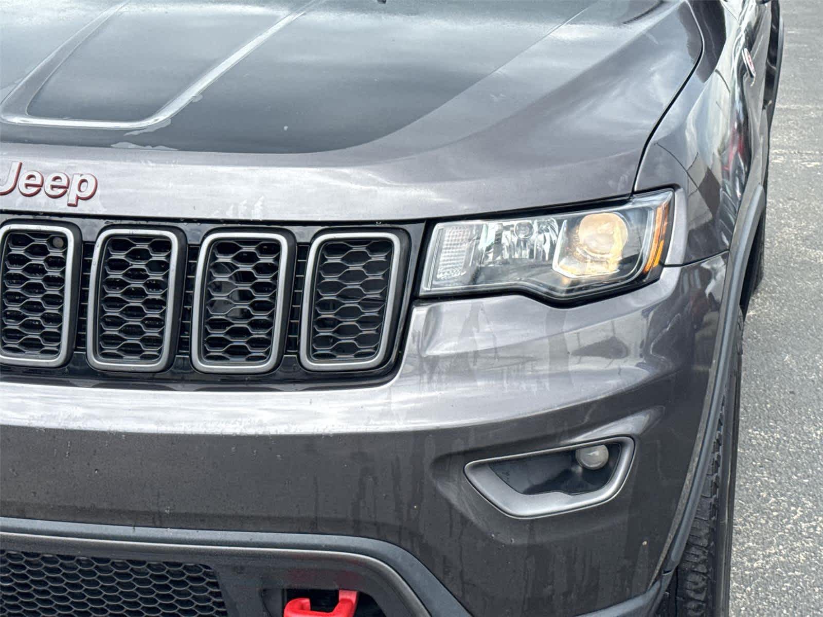 Thumbnail: 2018 Jeep Grand Cherokee - 9