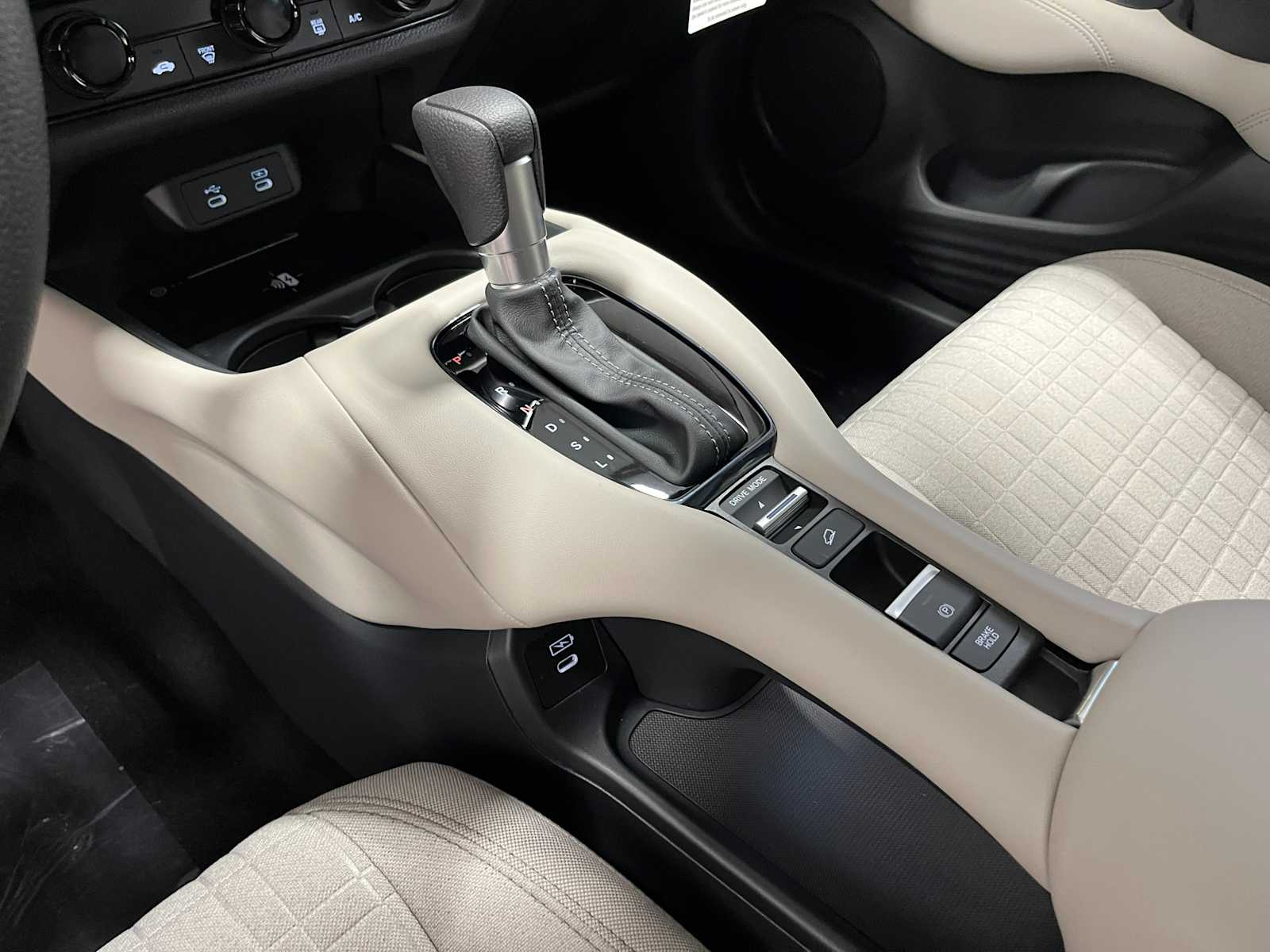 Thumbnail: 2026 Honda HR-V - 19
