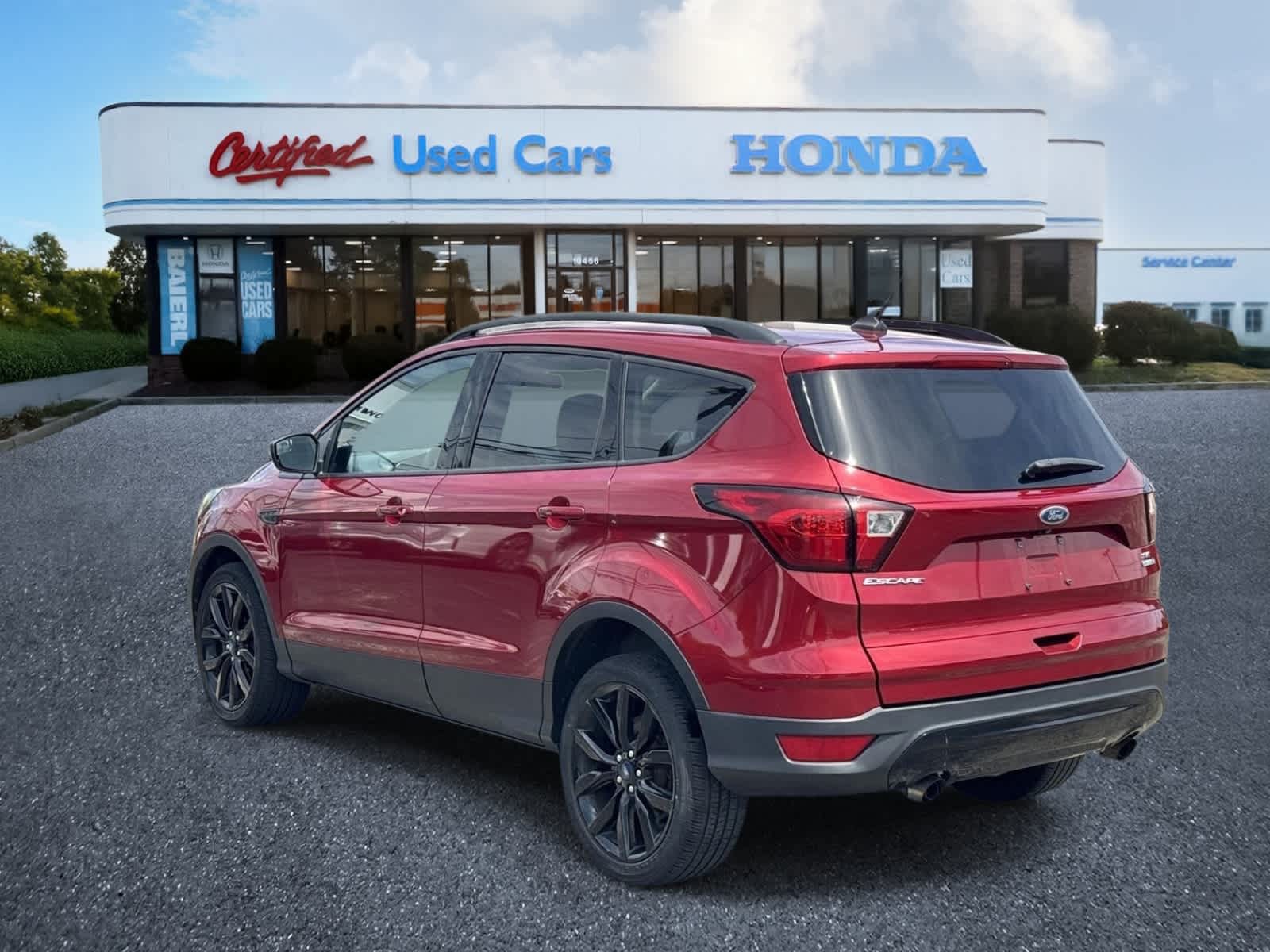 Thumbnail: 2019 Ford Escape - 3