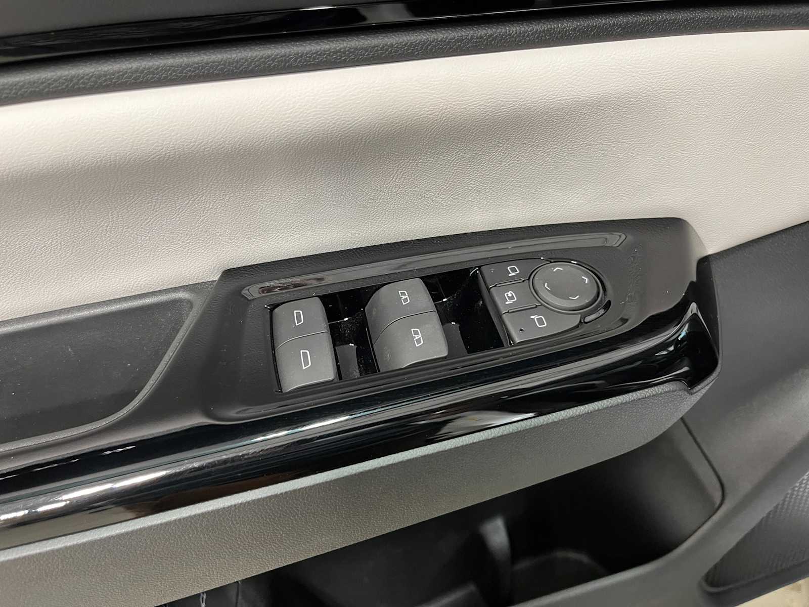 Thumbnail: 2026 Honda Prologue - 14