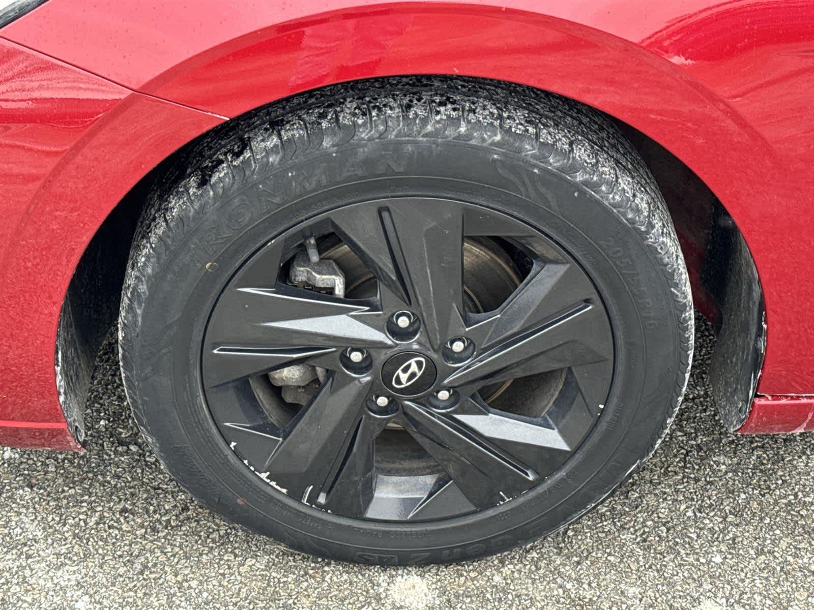 Thumbnail: 2022 Hyundai Elantra - 10