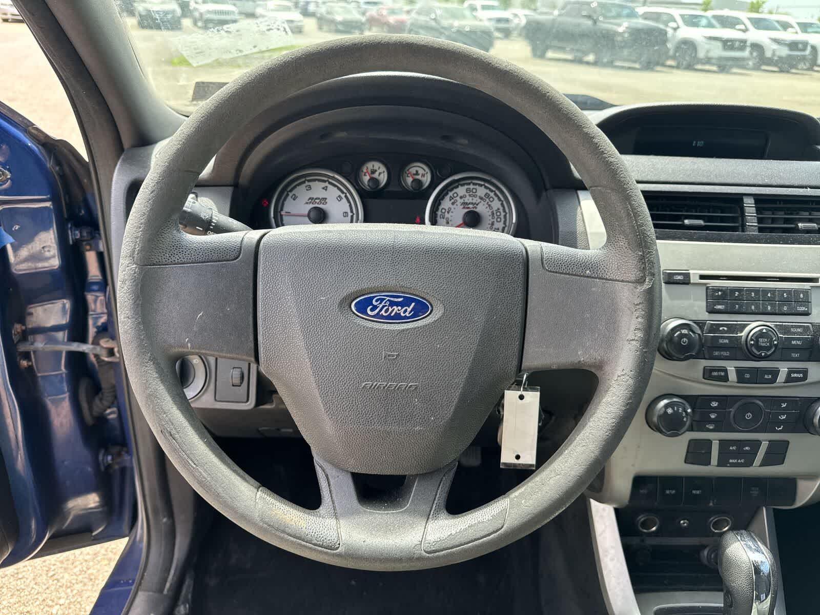 2009 Ford Focus SE 17