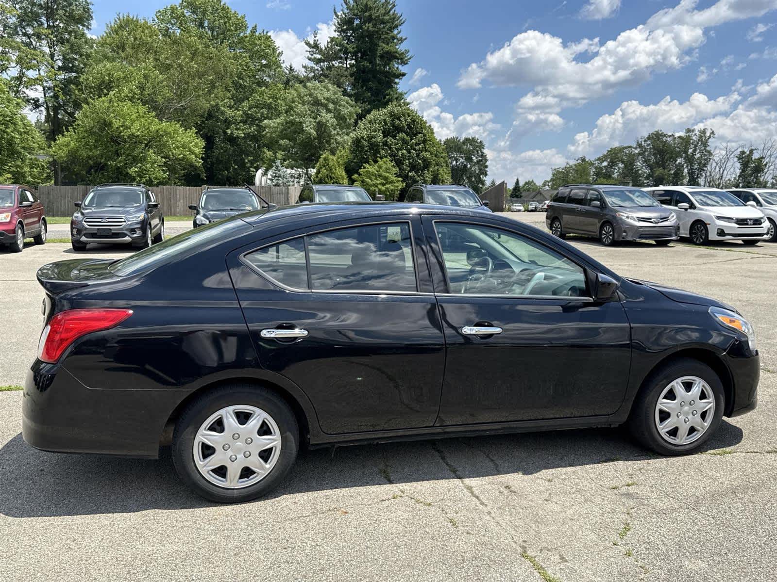 Thumbnail: 2019 Nissan Versa - 7