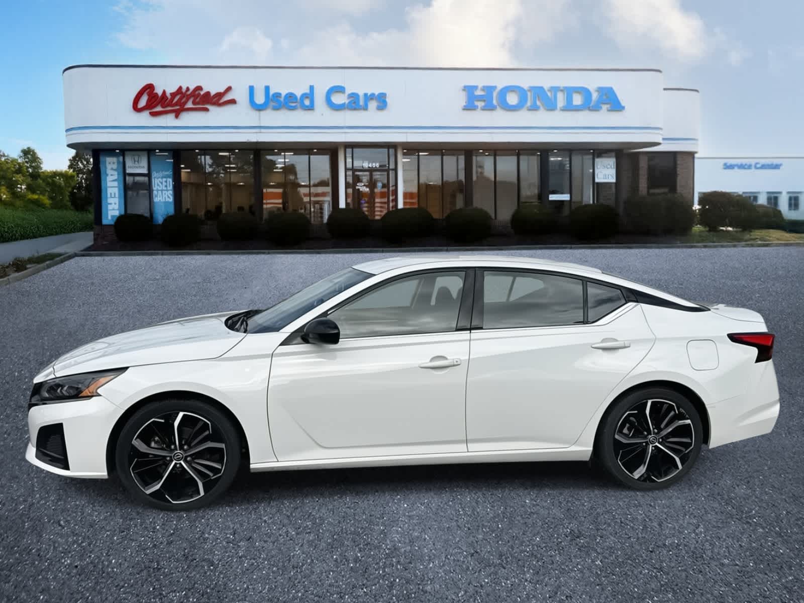 Thumbnail: 2023 Nissan Altima - 2