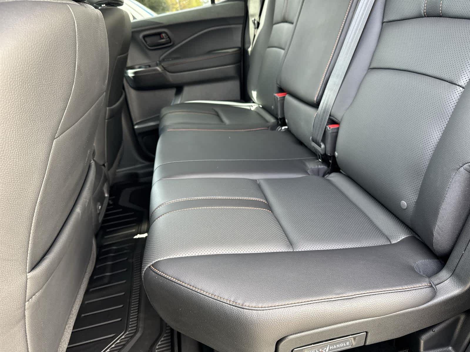 Thumbnail: 2025 Honda Ridgeline - 16