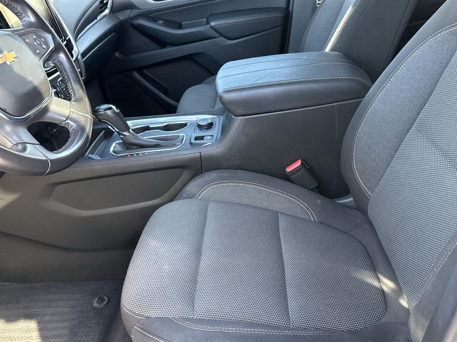 Thumbnail: 2019 Chevrolet Traverse - 12