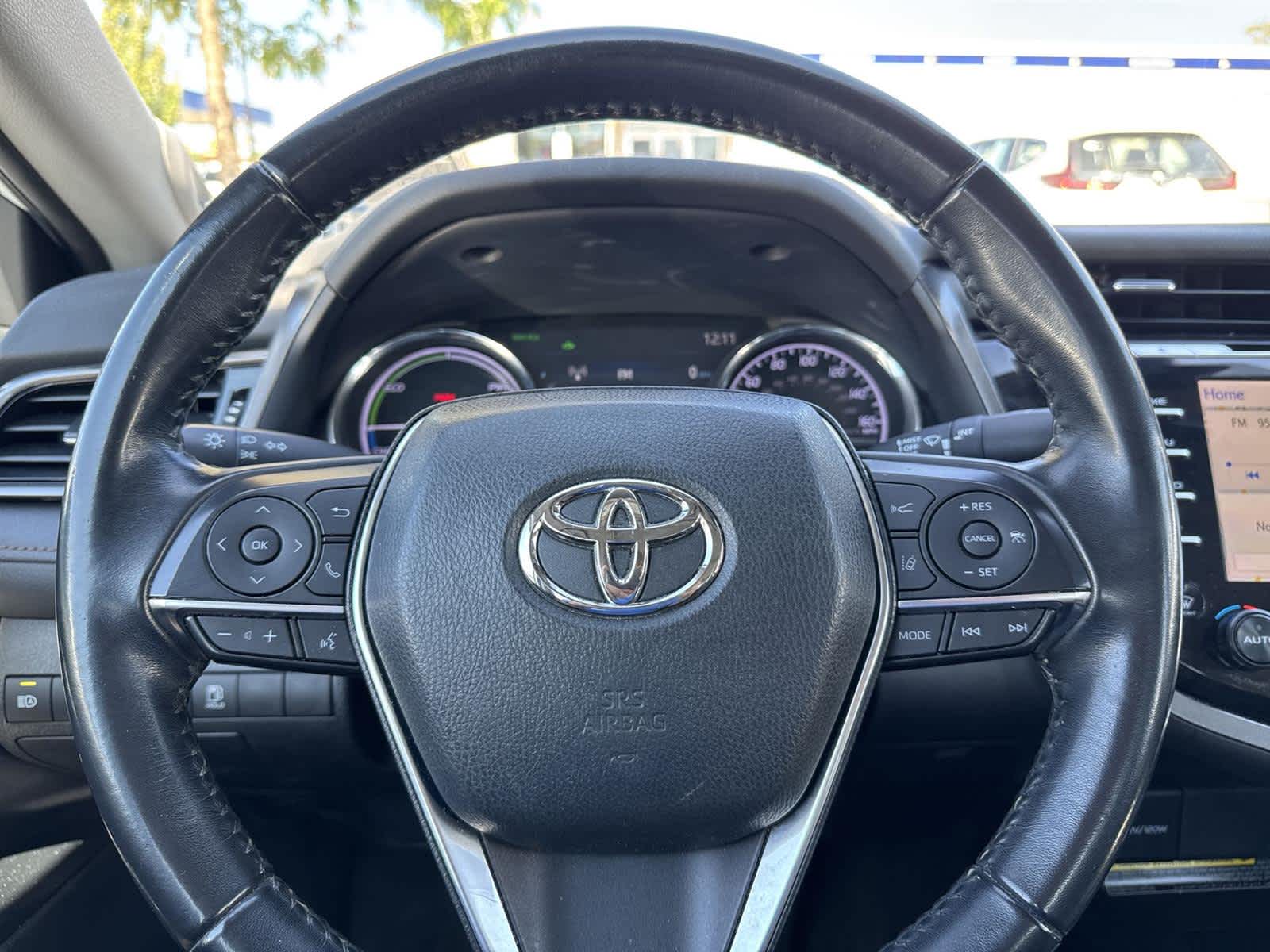 Thumbnail: 2020 Toyota Camry - 19