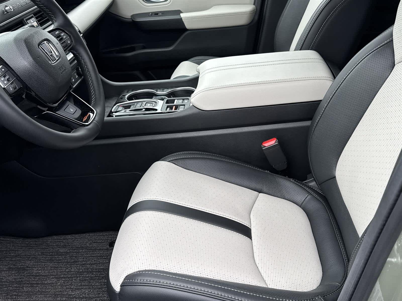 Thumbnail: 2026 Honda Passport - 12