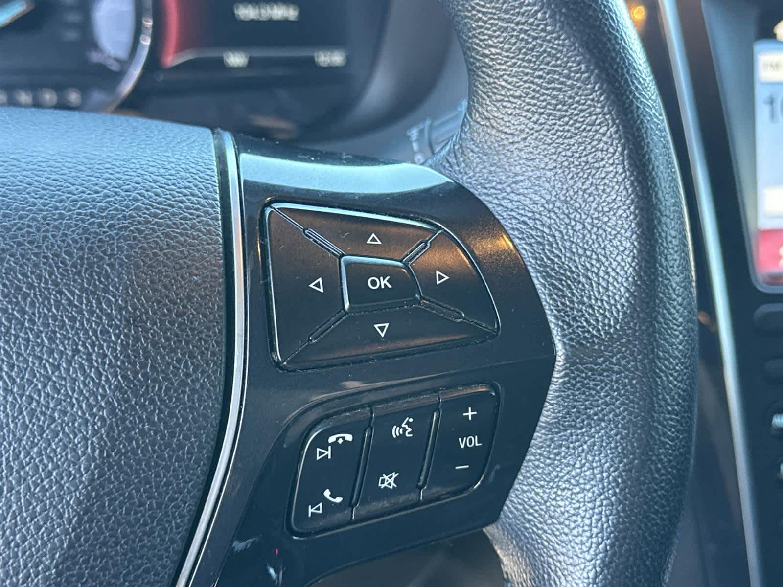 Thumbnail: 2019 Ford Explorer - 20