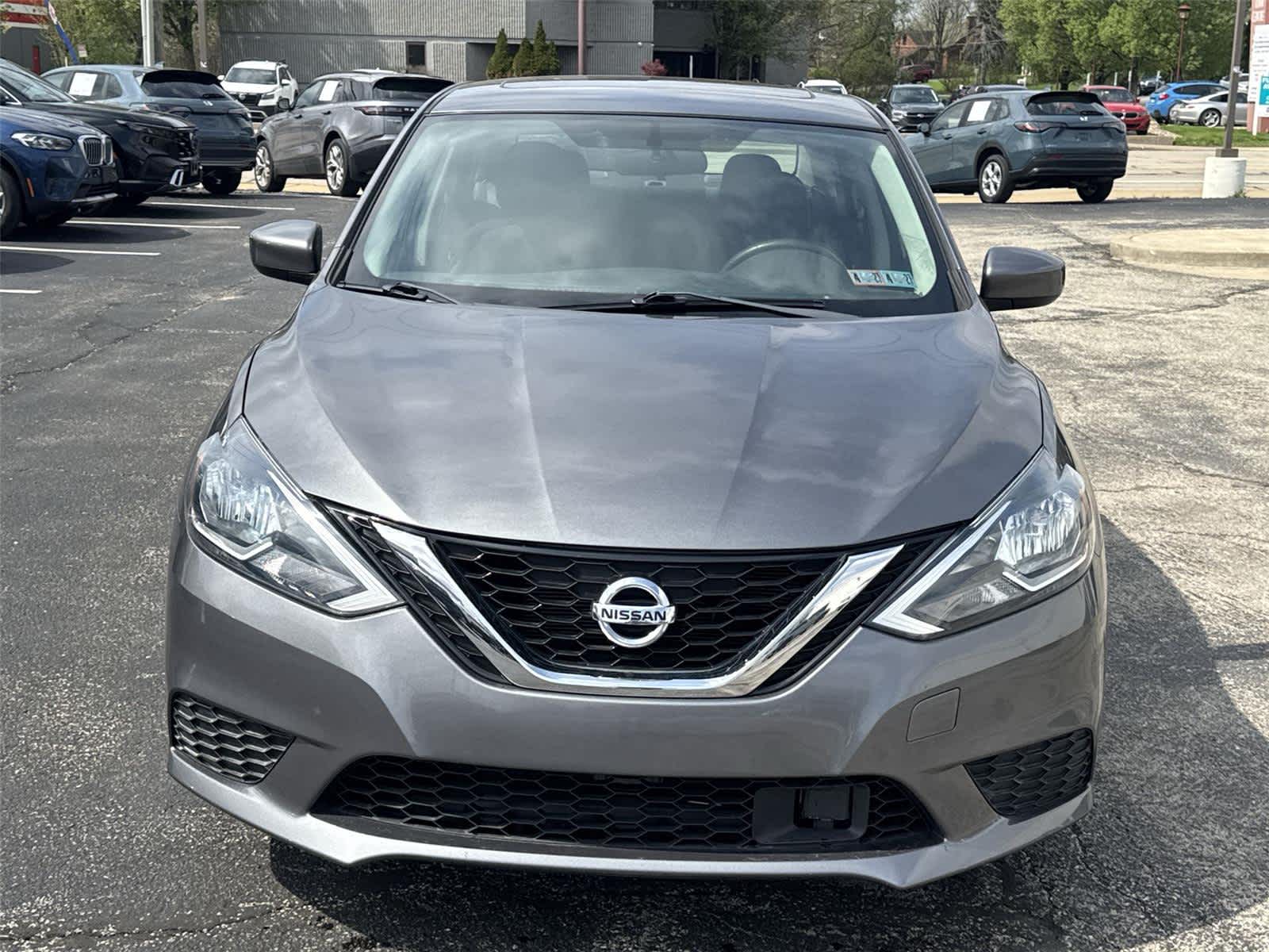 Thumbnail: 2019 Nissan Sentra - 9