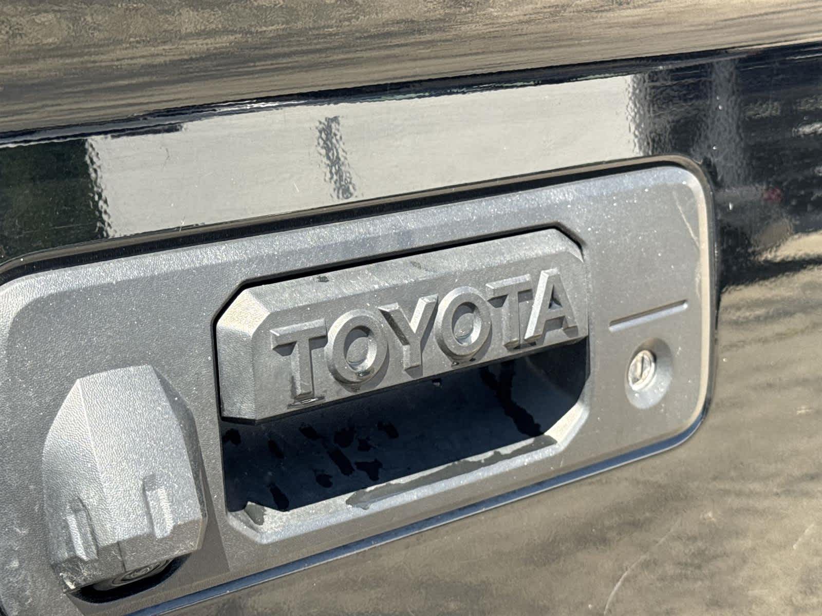 Thumbnail: 2019 Toyota Tundra - 10