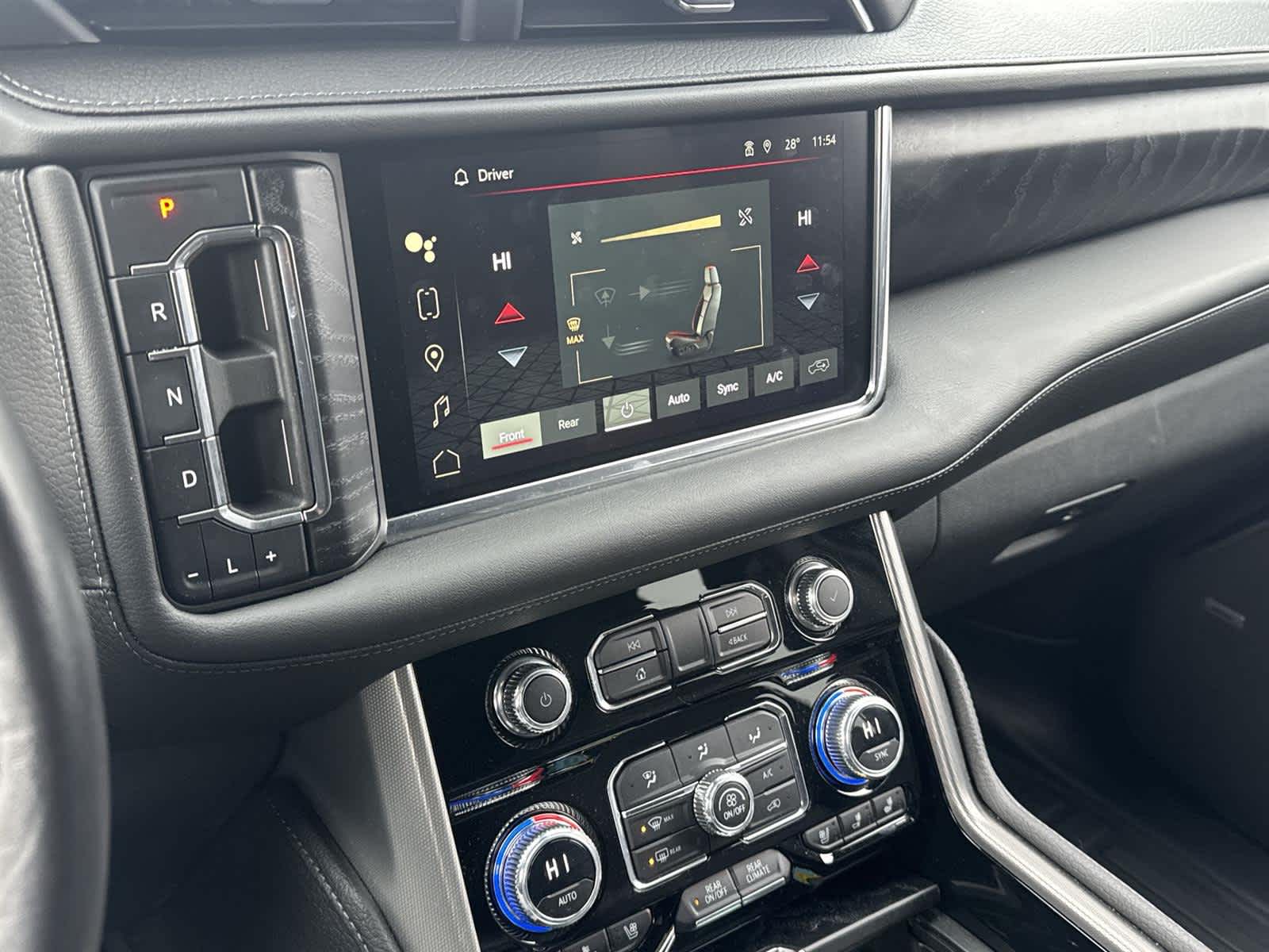 Thumbnail: 2023 GMC Yukon XL - 25