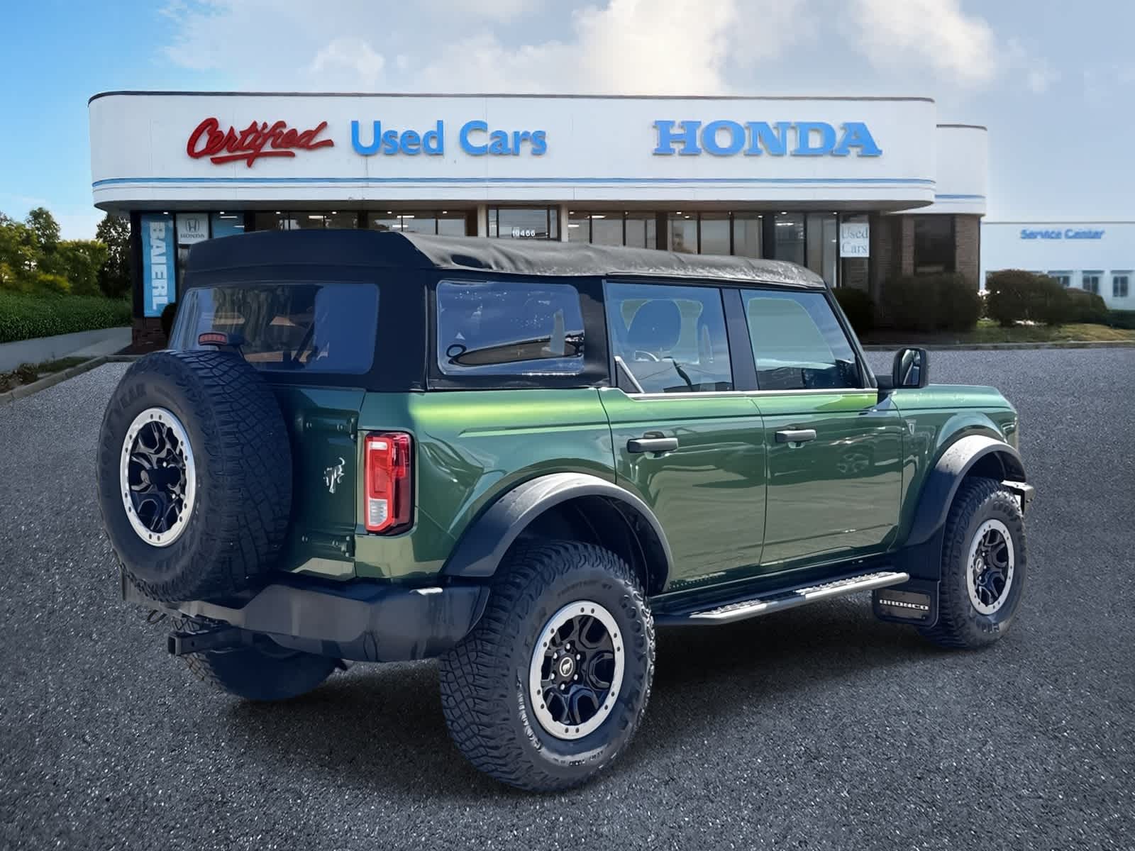 Thumbnail: 2022 Ford Bronco - 5
