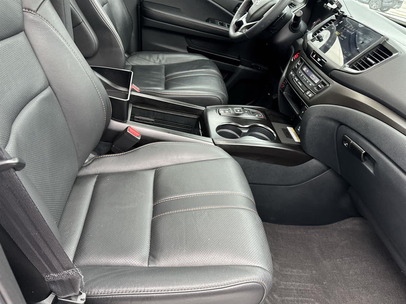 Thumbnail: 2023 Honda Passport - 19