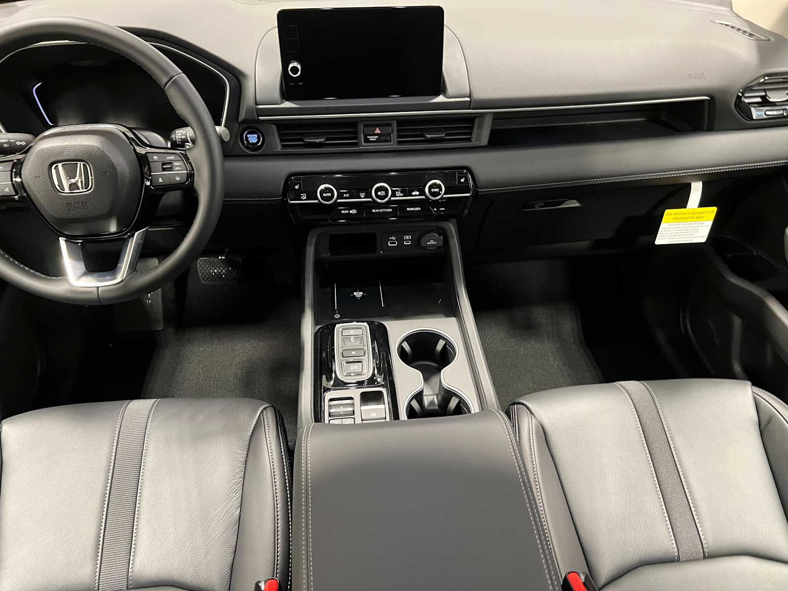 2025 Honda Pilot Touring 18