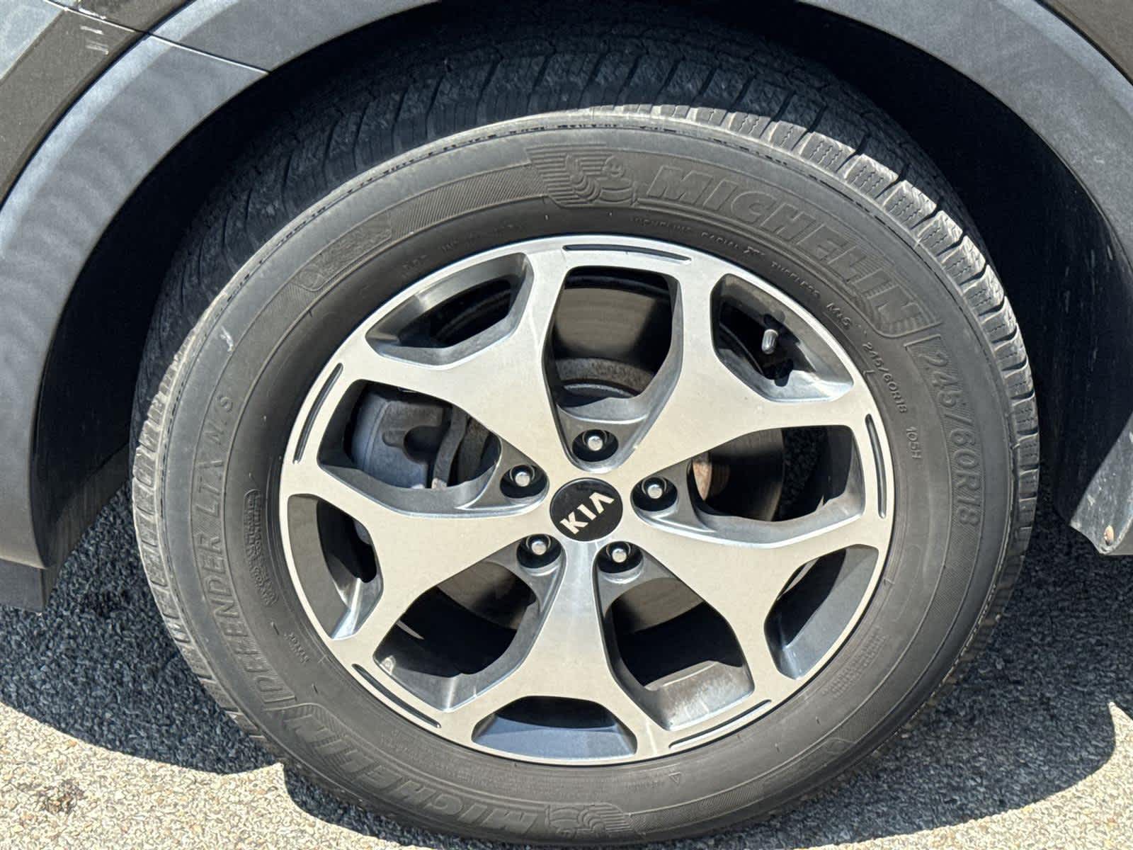 Thumbnail: 2020 Kia Telluride - 11