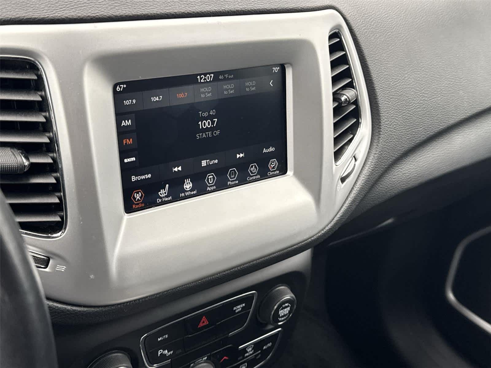 Thumbnail: 2019 Jeep Compass - 22