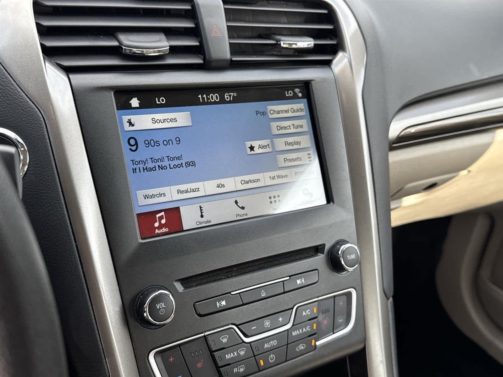 Thumbnail: 2018 Ford Fusion - 25