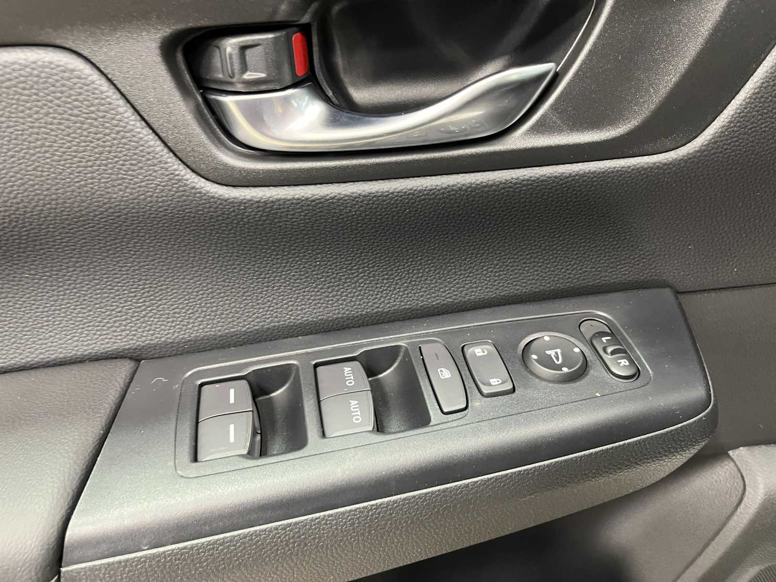 Thumbnail: 2026 Honda CR-V - 14