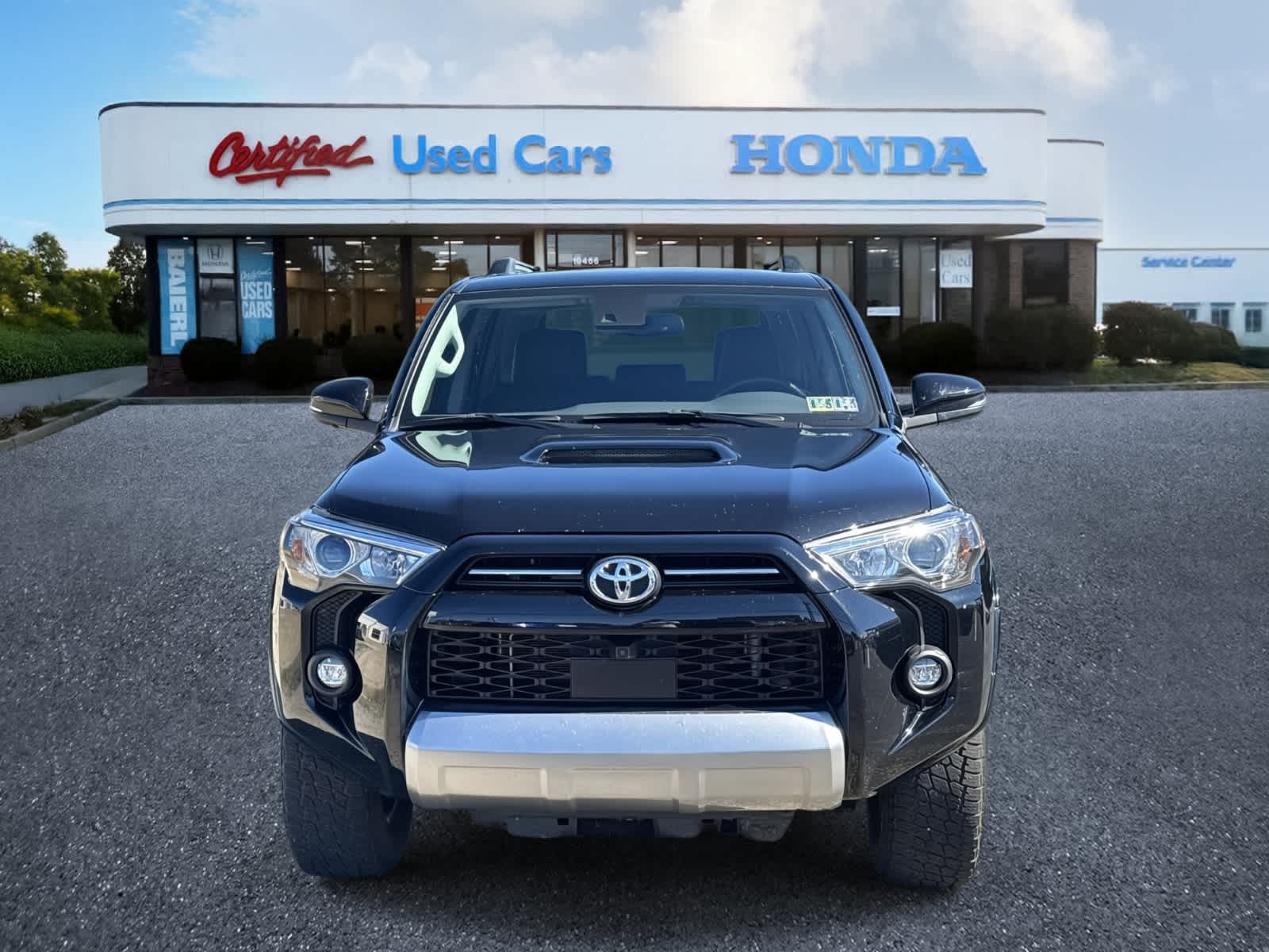 Thumbnail: 2023 Toyota 4Runner - 8