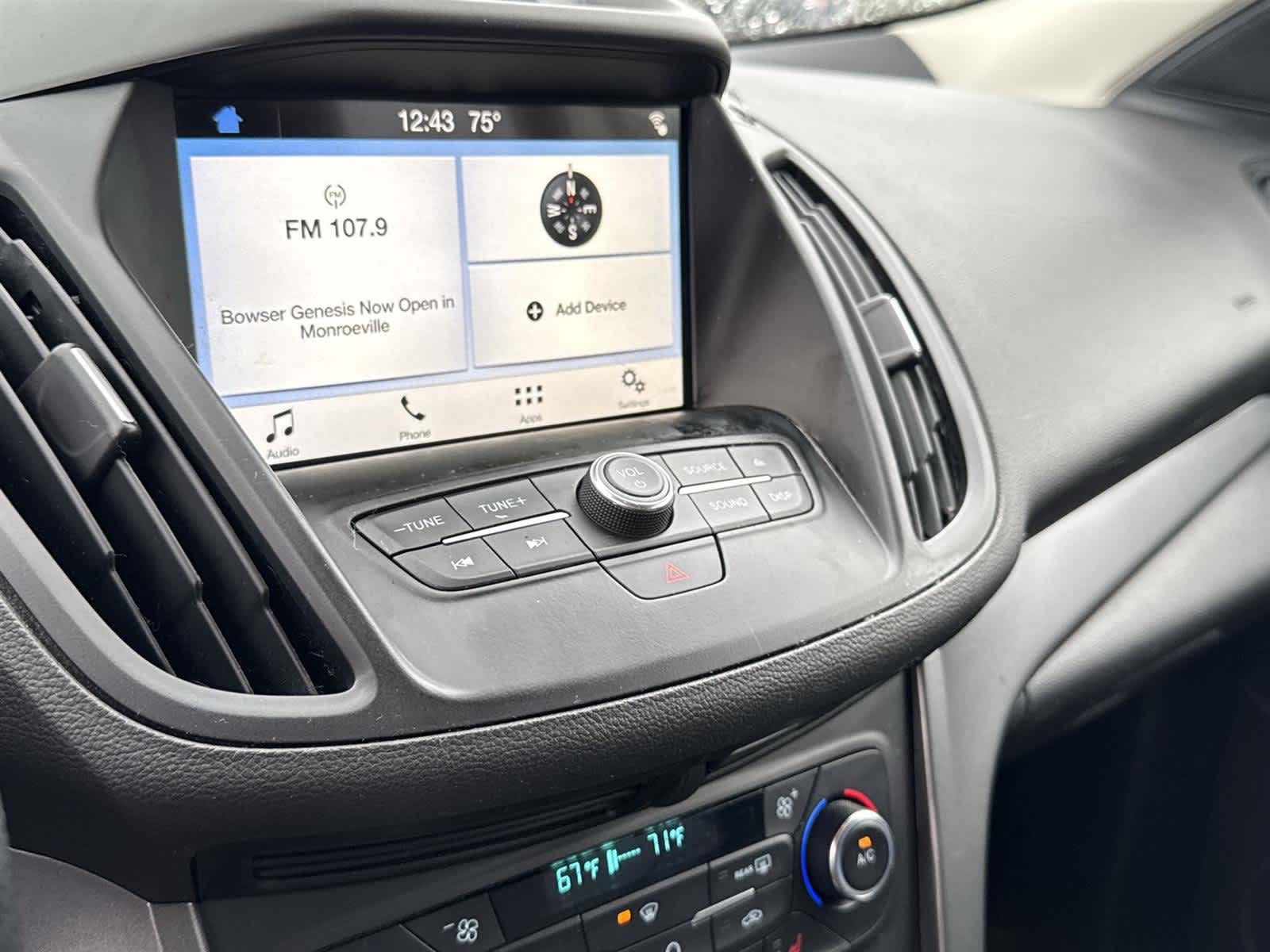 2017 Ford Escape SE 22