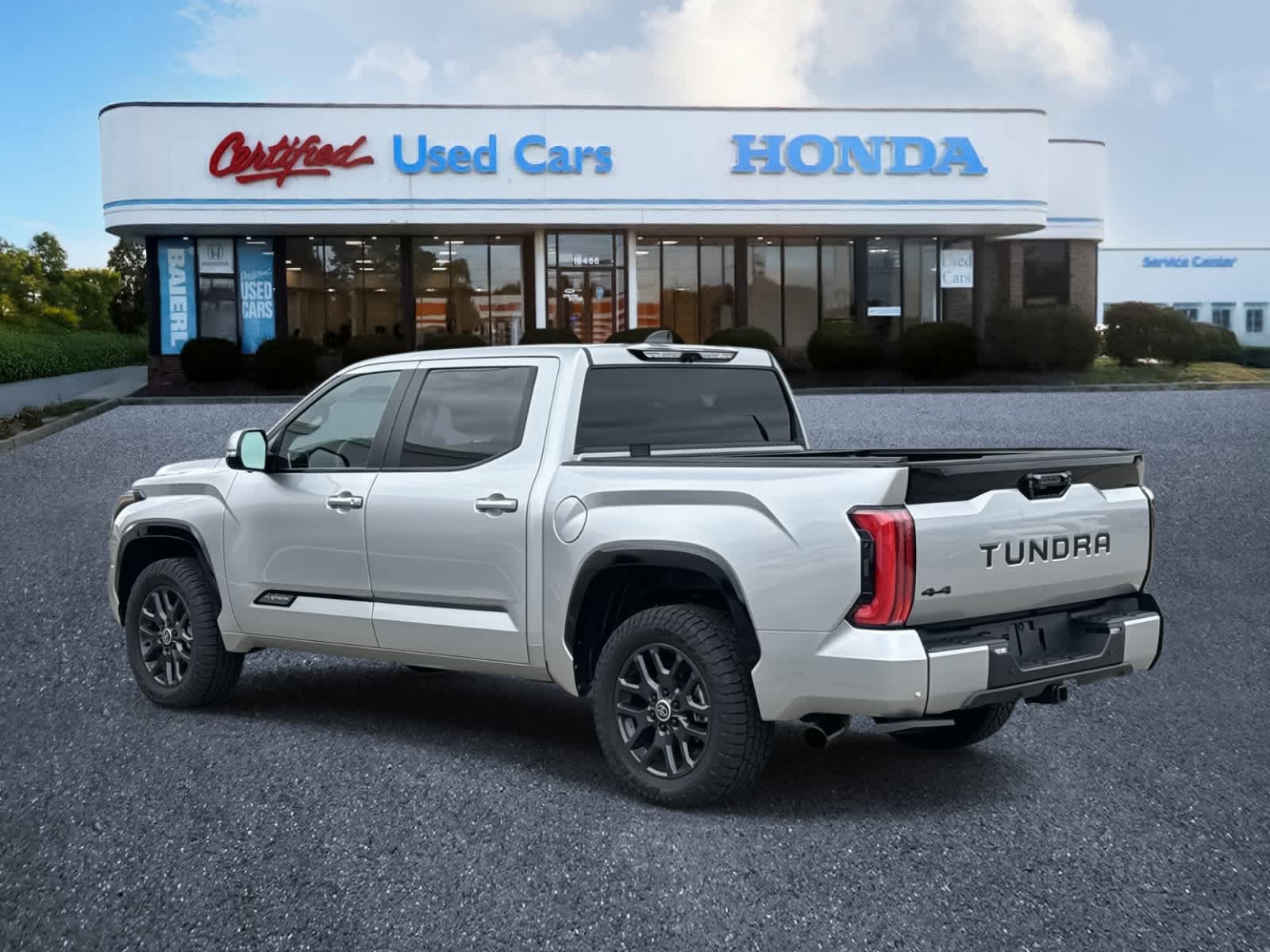 2024 Toyota Tundra Platinum photo 4