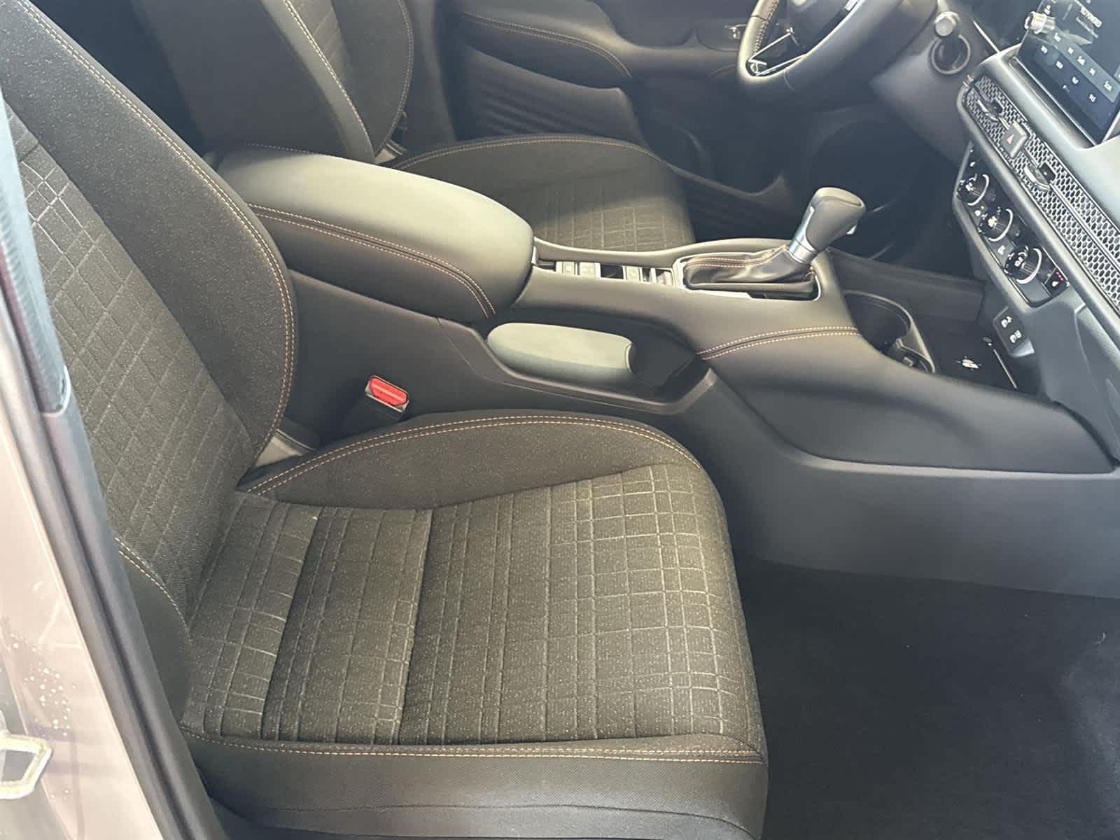 Thumbnail: 2026 Honda HR-V - 18