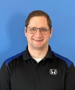 Staff member Dave Weale from ID_2140bf57ecd4