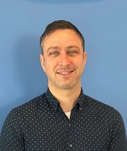 Staff member Dustin Davis from ID_b4aa9b32d0f3