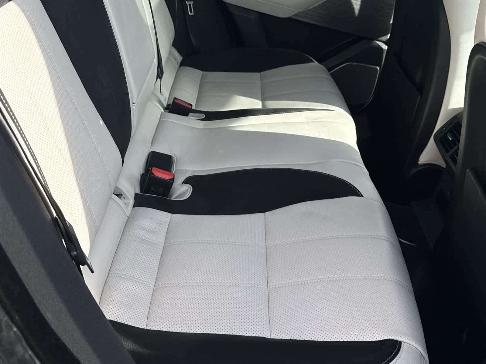 Thumbnail: 2020 Land Rover Range Rover Velar - 17