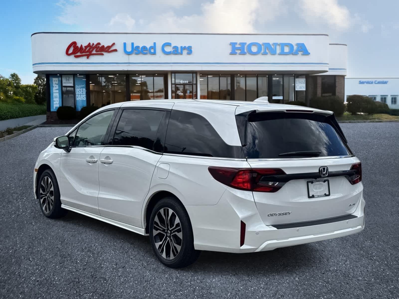 2026 Honda Odyssey Elite - Photo 3